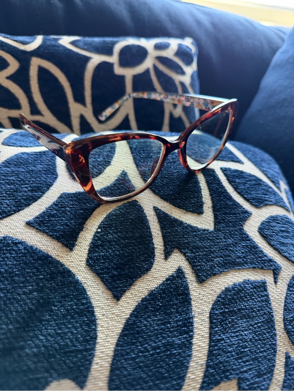 kate spade Tortoiseshell Cat-Eye Glasses in Brown